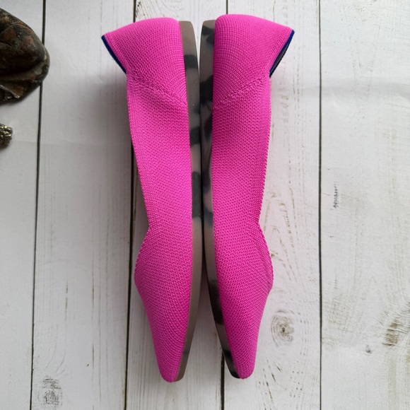 Rothy's | The Point Flats, Dragonfruit (Bright Fuchsia) - Picture 3 of 11